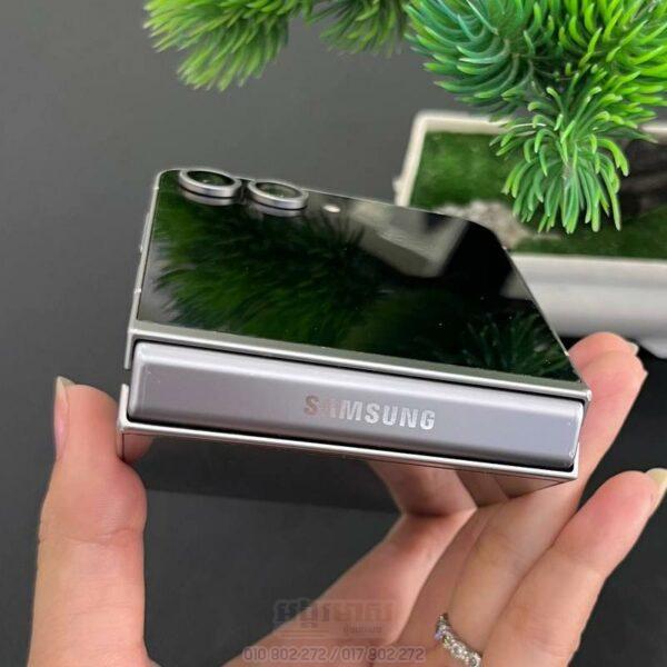 Used Galaxy Z Flip 6 256G (97%) - Image 4