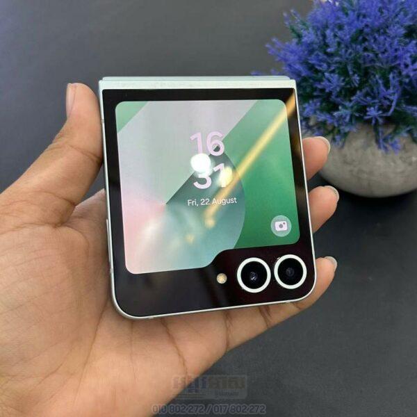 Used Galaxy Z Flip 6 256G (99%) - Image 2